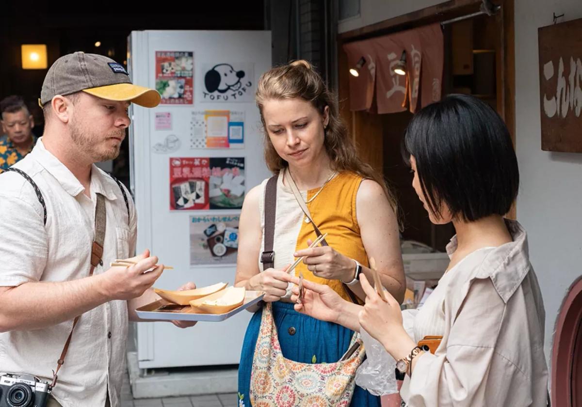 kyoto guests eating