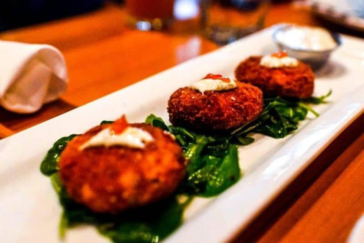 Deep fried dish with greens