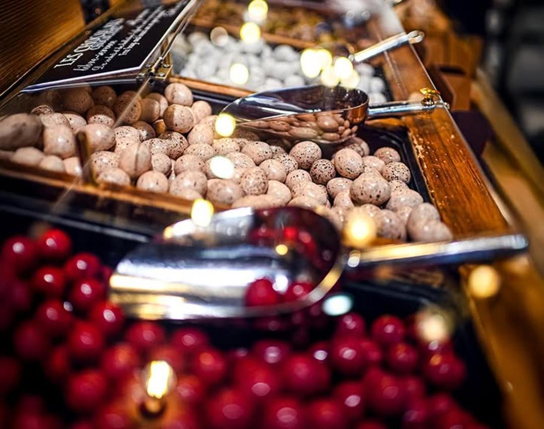 Secret Food Tours: Paris - Pastries & Chocolates